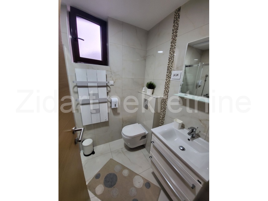Квартира, 441 м², 110 000$ — FAKTOR